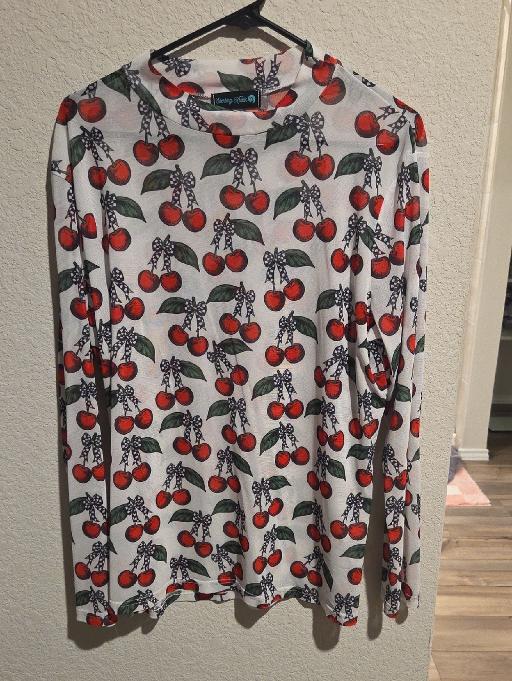 Sterling Kreek Womens Mesh Top Checkered Cherries 2XL